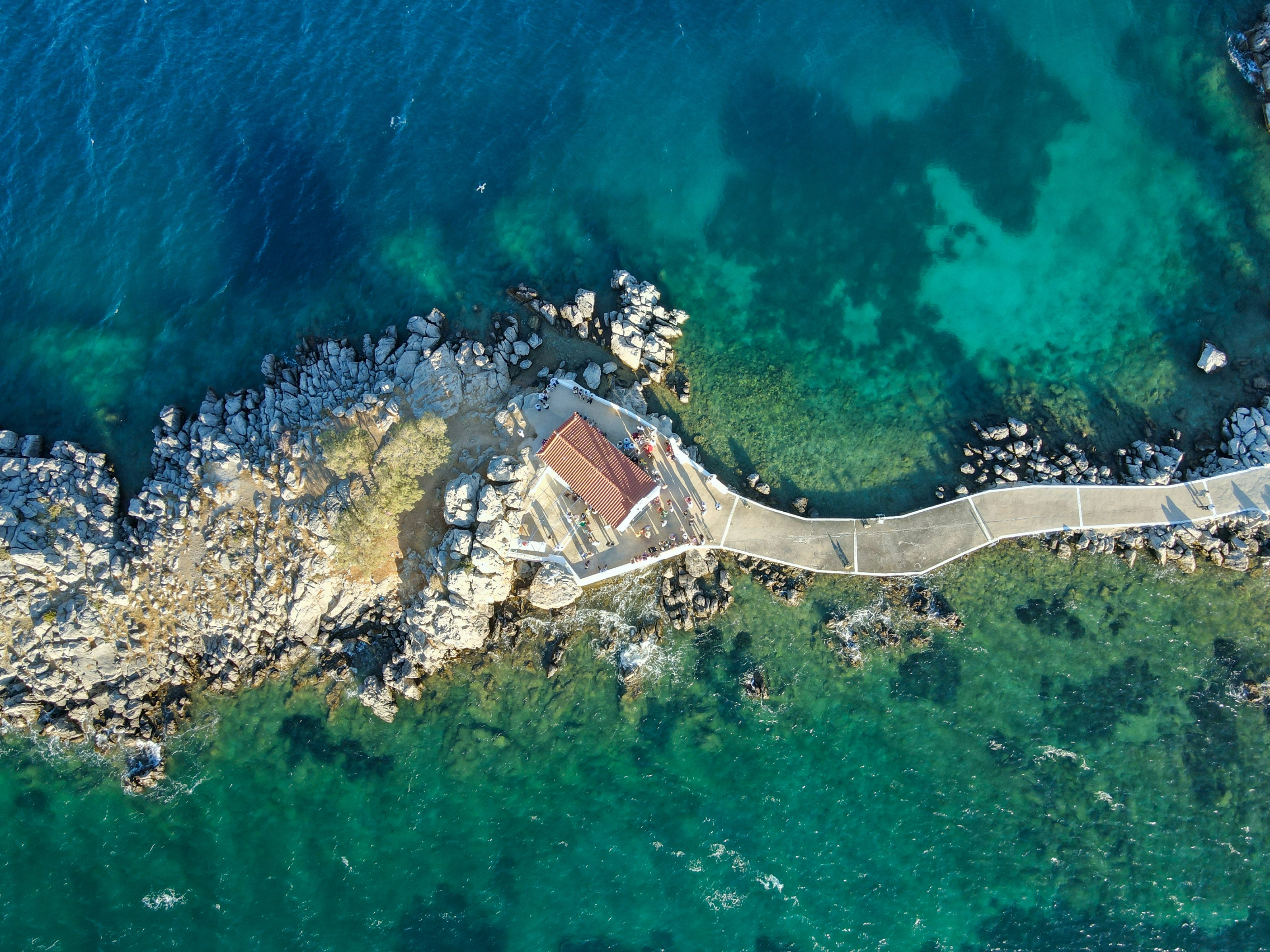 Le Kastro fortifié de Chios face à la mer Égée