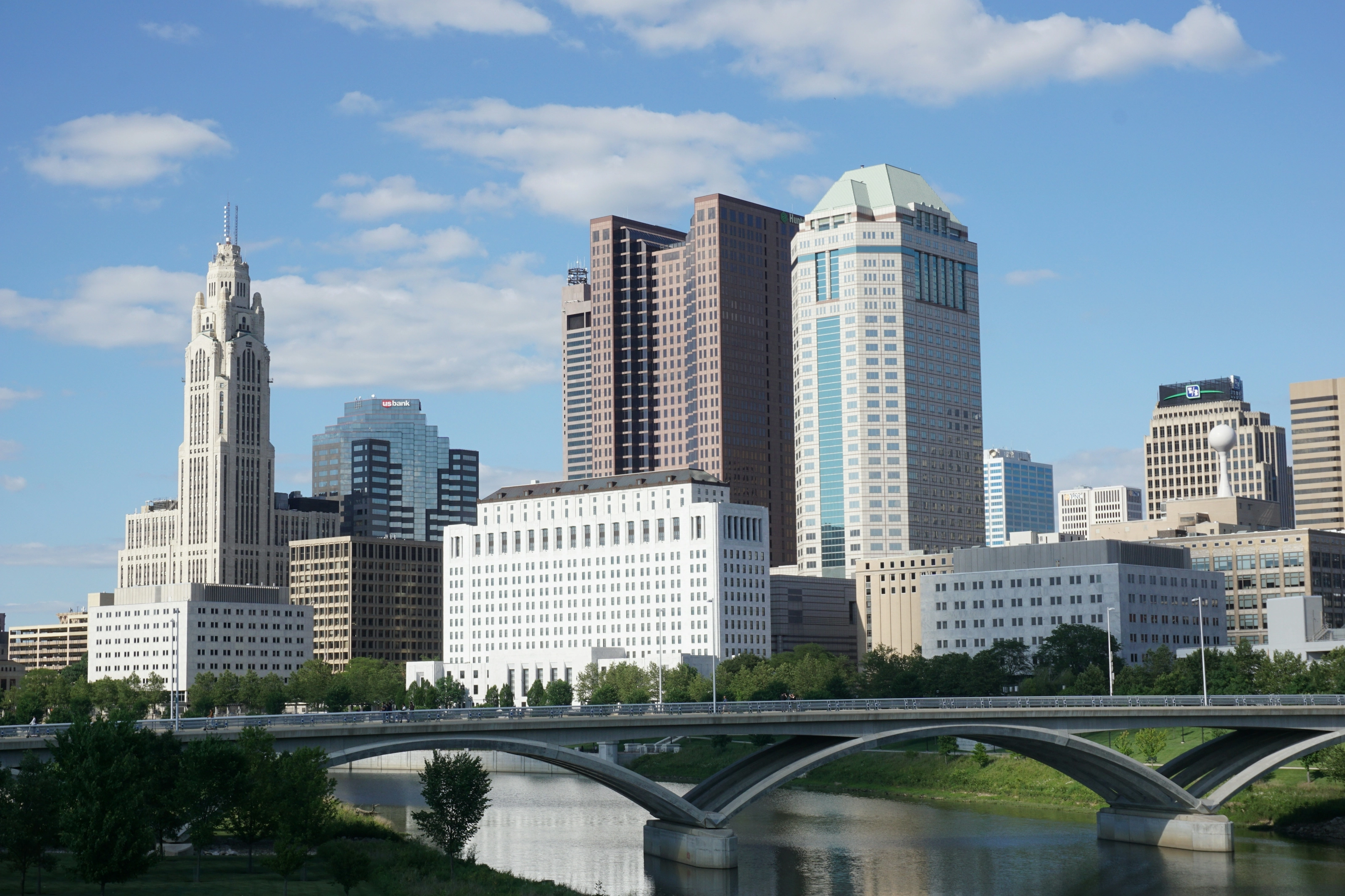 Pont sur la rivière Scioto à Columbus