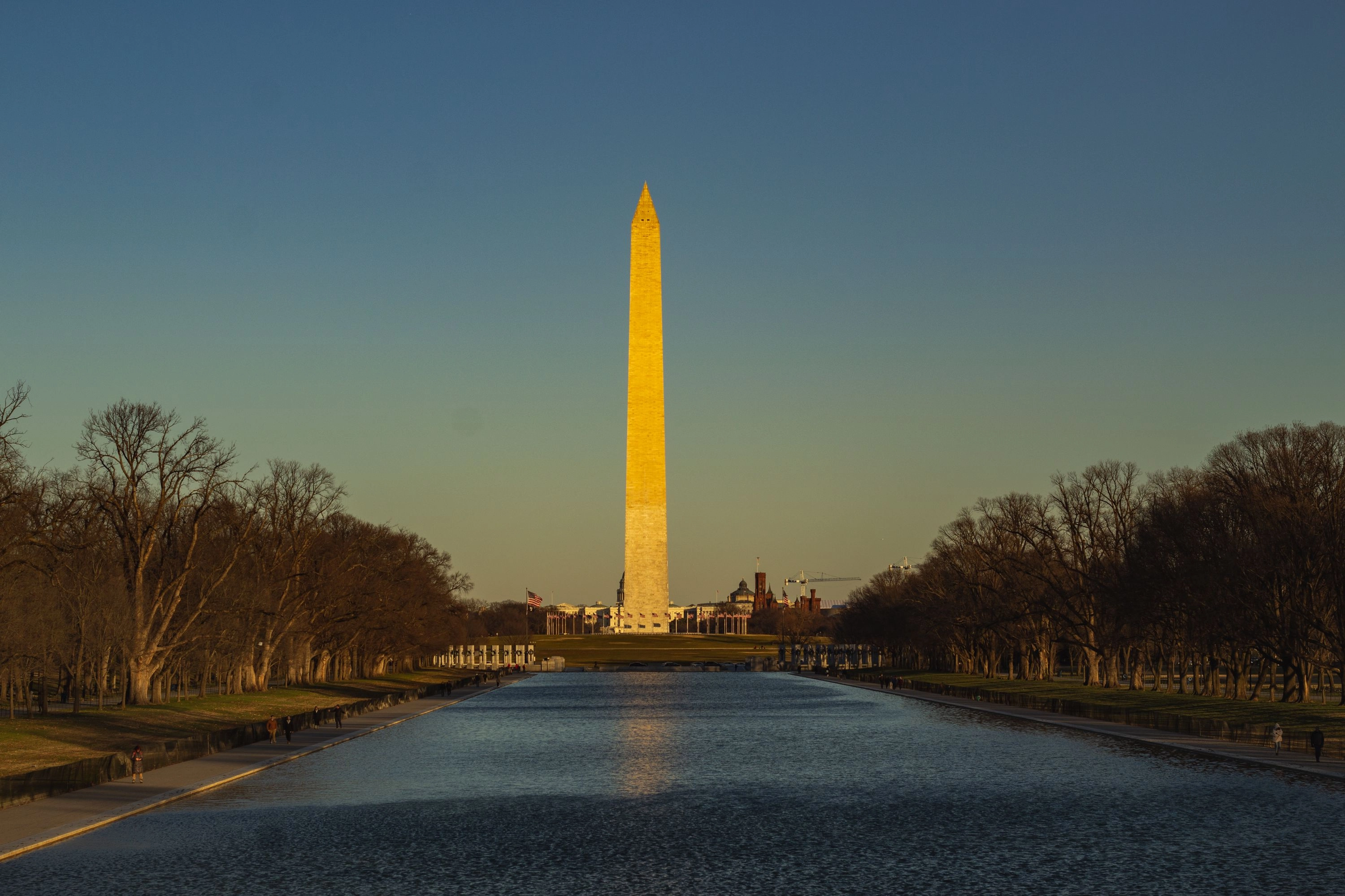 Obelisco a Washington al atardecer junto al Reflecting Pool